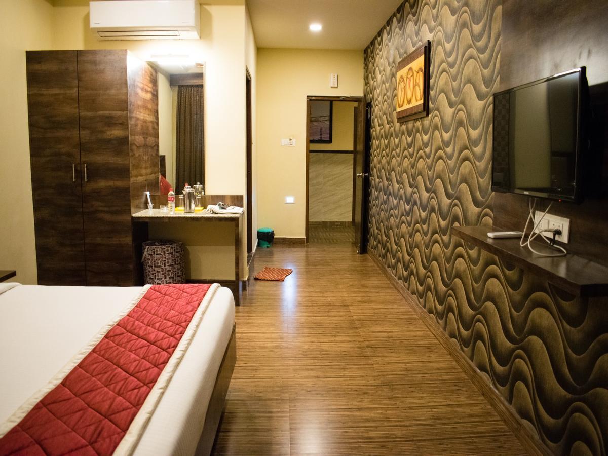 Hotel Mysore Republic Extérieur photo