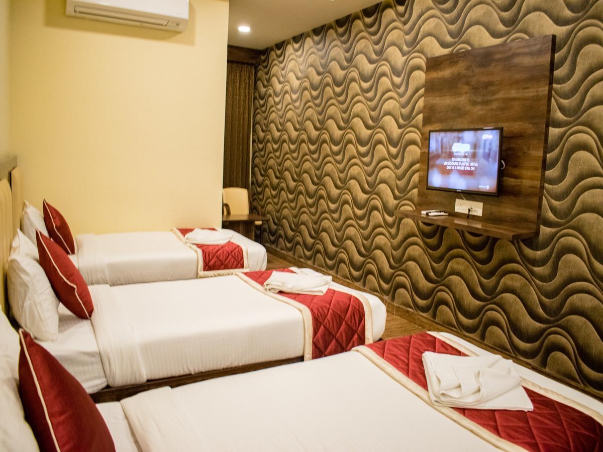 Hotel Mysore Republic Extérieur photo